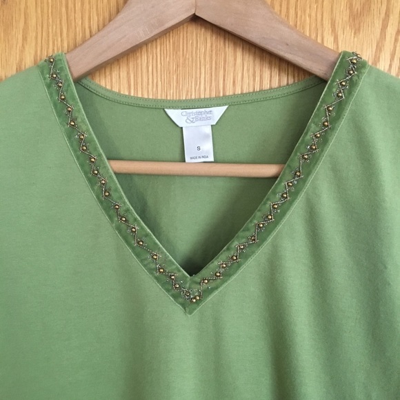 Detailed Top - Picture 2 of 3